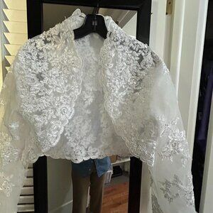 Gorgeous Lace & embroidered Wedding Jacket